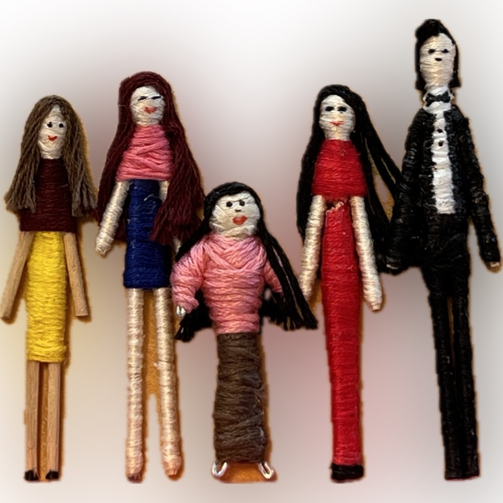 Worry Dolls / Toothpick Dolls / Paperclip Doll - Picture 1 of 15